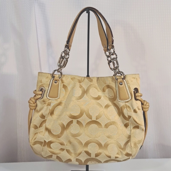 Coach Classic Bag in Mint Condition! - Picture 9 of 16